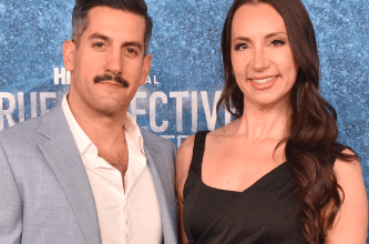 alex and john net worth